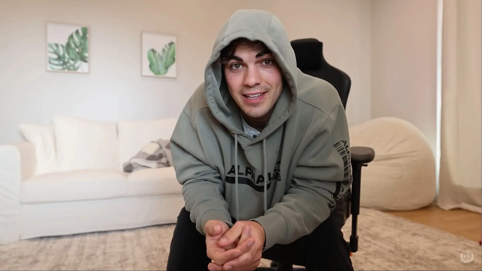  Thomas Petrou net worth controversy Hype House