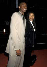 robert smith brandy husband – Brandy Norwood public appearance