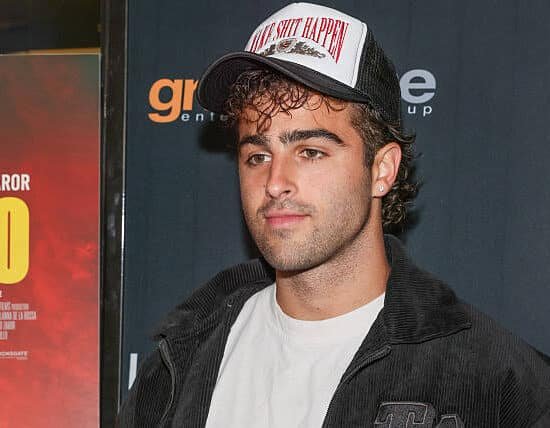 Nick Nayersina