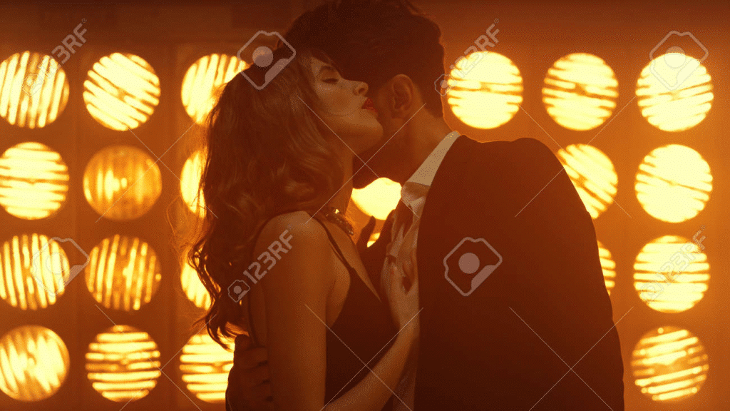 Hot couple in gossip column under media spotlight
