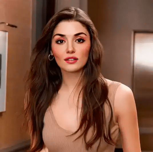 Hande Erçel Net Worth and Brand Endorsements