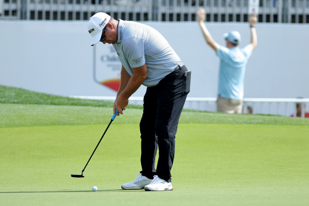 Ryan Fox Net Worth - professional golfer swinging clu