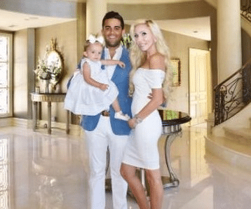 Casey Reinhardt parents net worth controversy