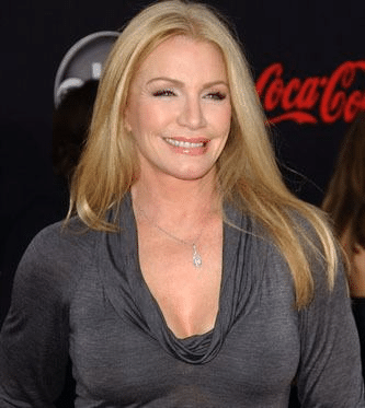 Shannon Tweed net worth and career highlight
