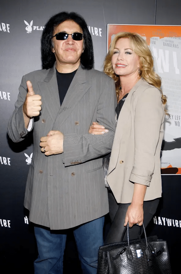 Shannon Tweed at a Hollywood event

