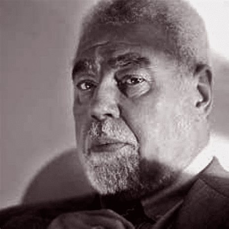 (title)% J. Bruce Llewellyn in later years, pioneer African-American businessman