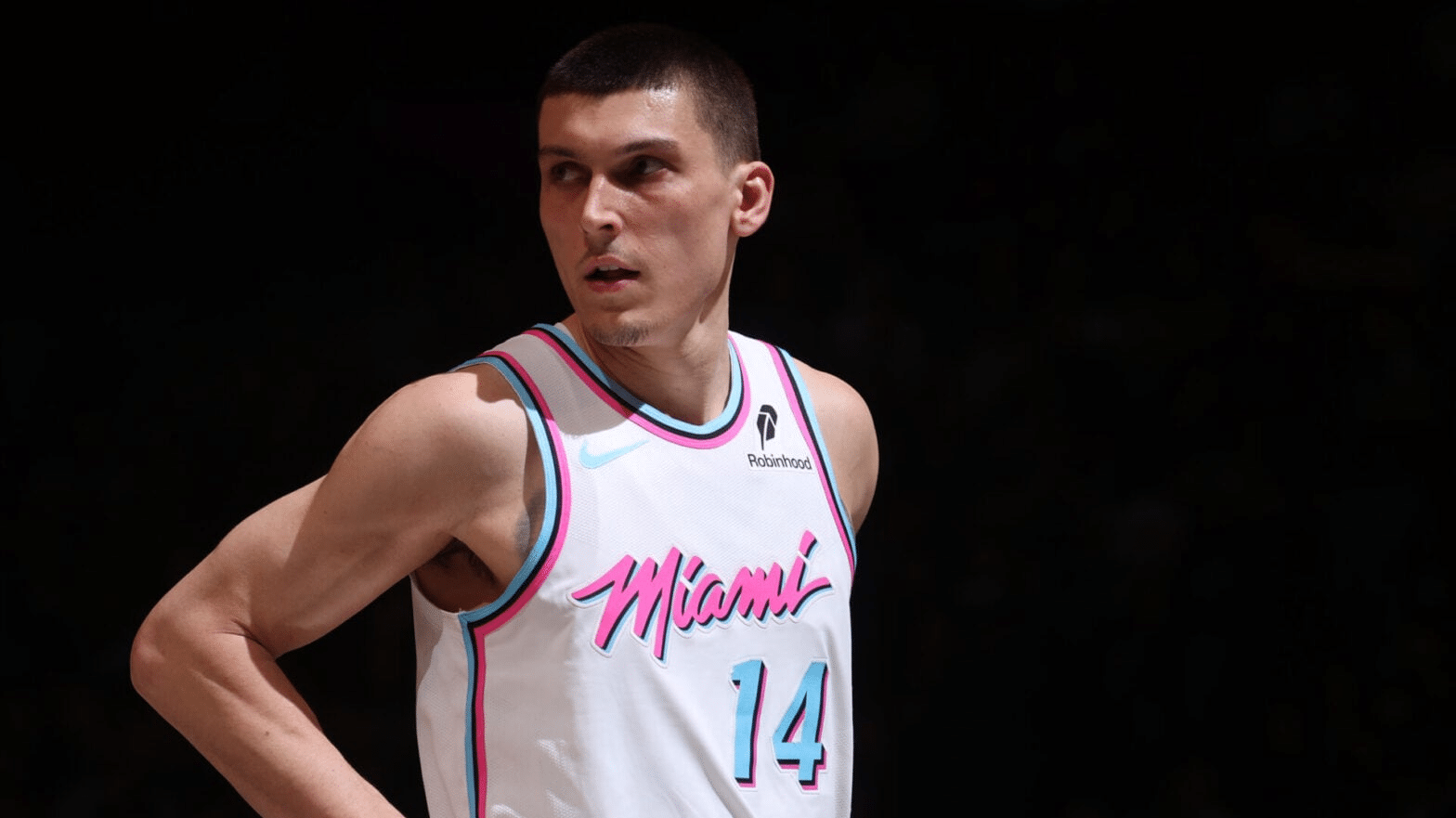 Tyler Herro Girlfriend Age: 1 Shocking Truth, Positive & Negative Insights