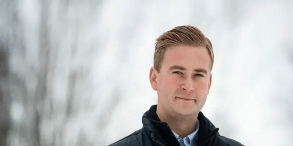 Peter Doocy Net Worth: 1 Shocking Truth, Inspiring & Controversial