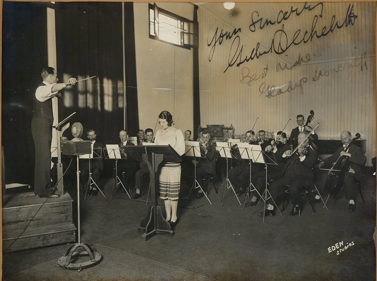 Sabrina Carpenter biography net worth 2026 - net worth and earnings breakdown