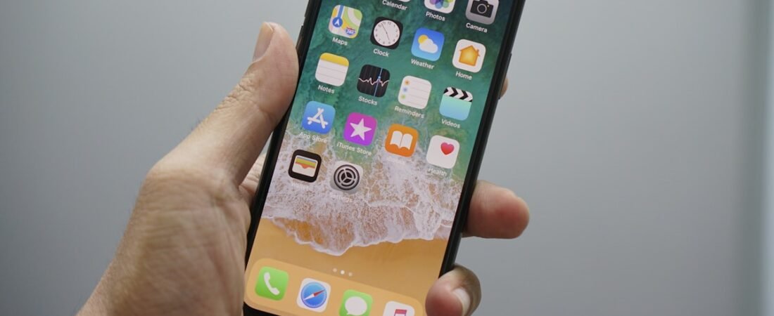 The Complete Guide to iPhone Tips and Tricks in 2026